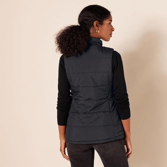 NWT Mid-weight puffer vest M - Picture 2 of 9